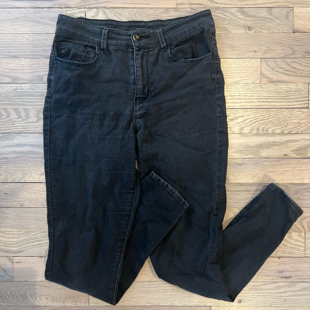 Forever21 Black Skinny Jeans - Picture 2 of 3